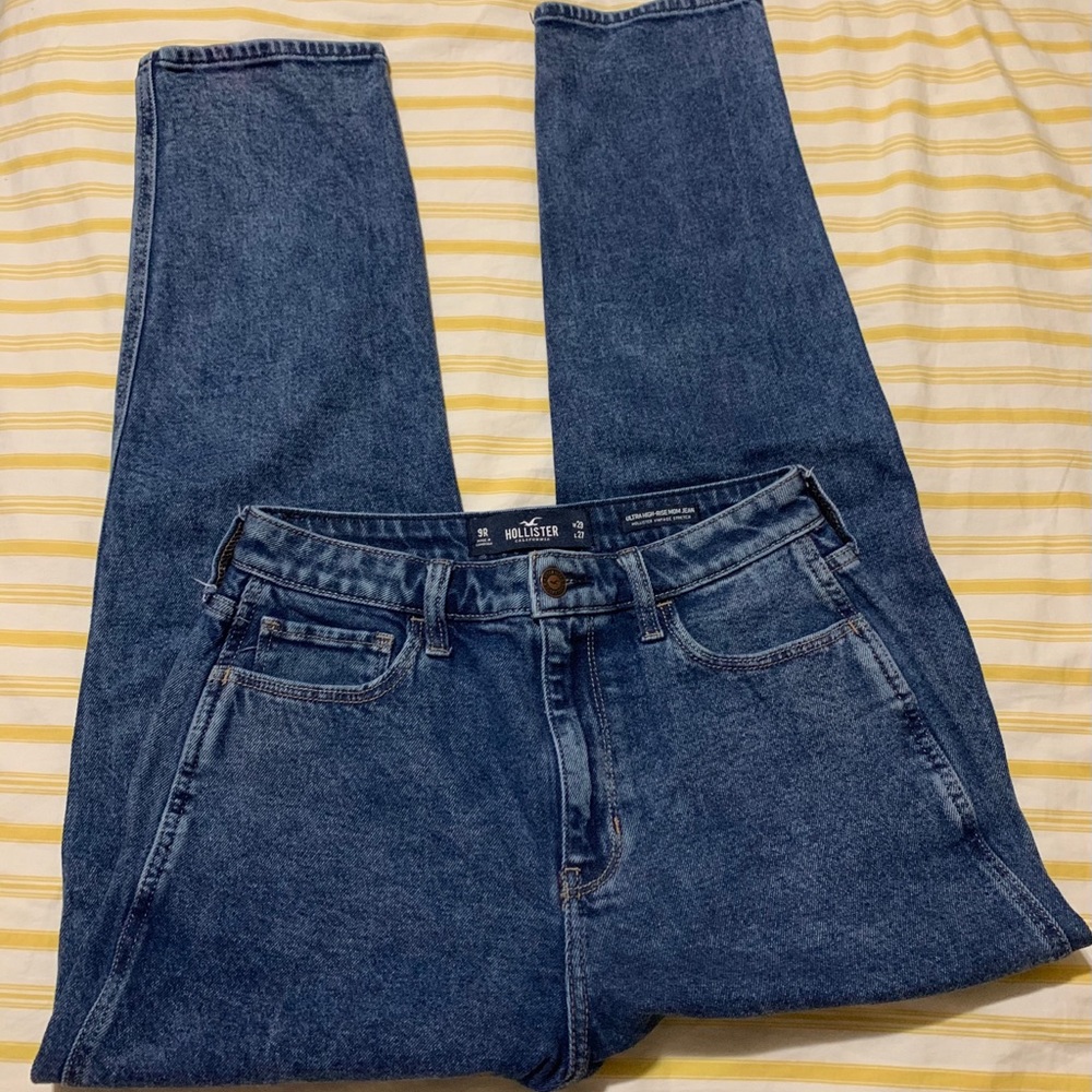Hollister Mom Jeans